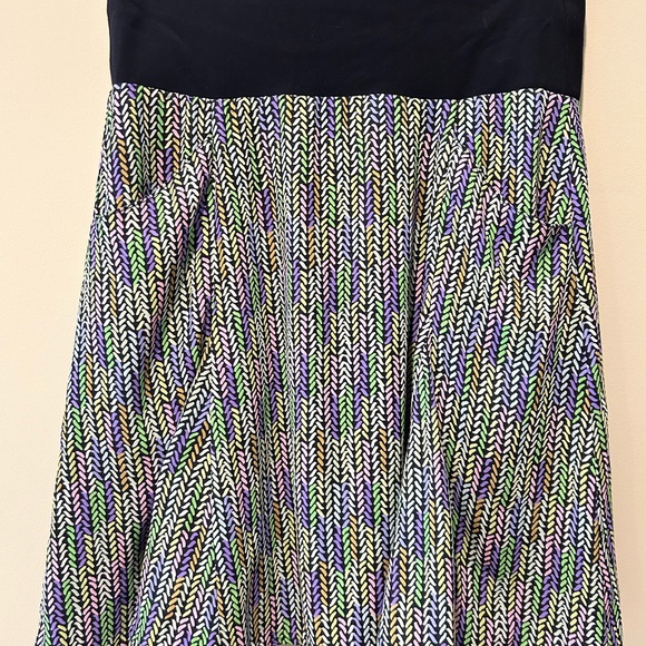 Cabi Together Skirt style 6755, size small, spring 25 - Picture 3 of 4
